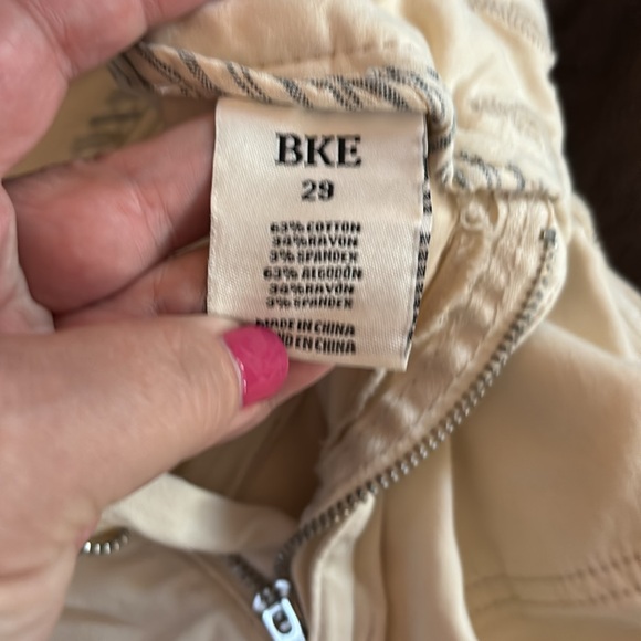 BKE size 29 shorts EUC - Picture 5 of 5